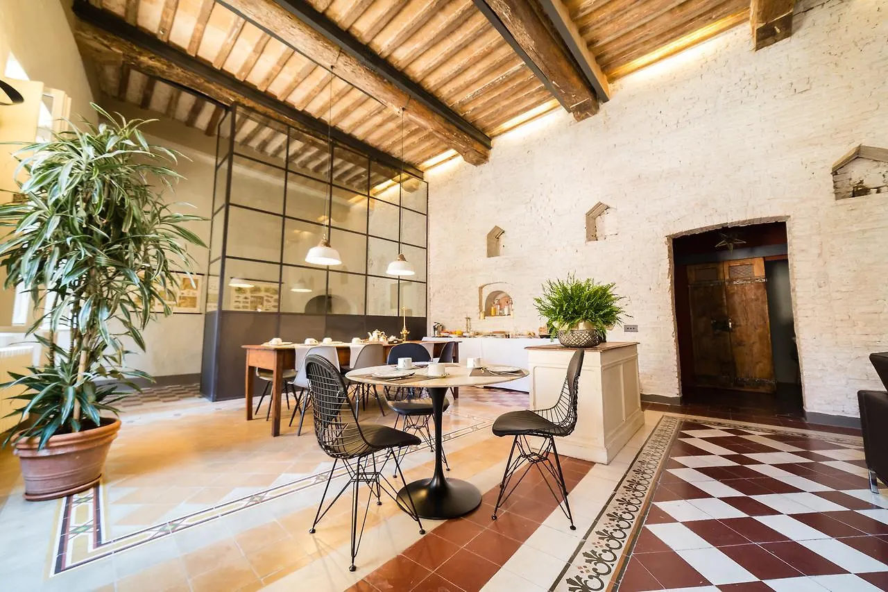 Casatorre Dei Leoni Dimora Storica Bed and Breakfast Σιένα 3*,
