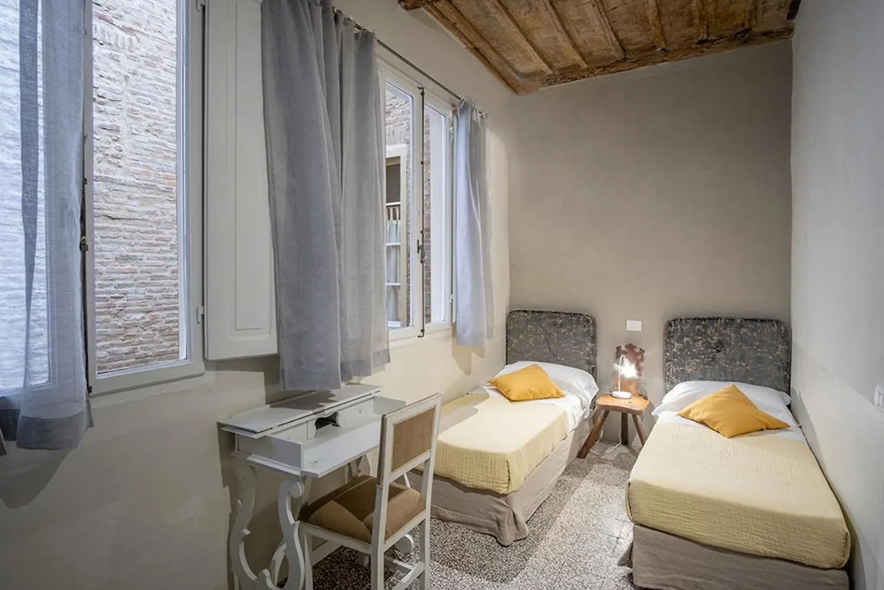 Casatorre Dei Leoni Dimora Storica Bed and Breakfast Σιένα 3*,  Ιταλία