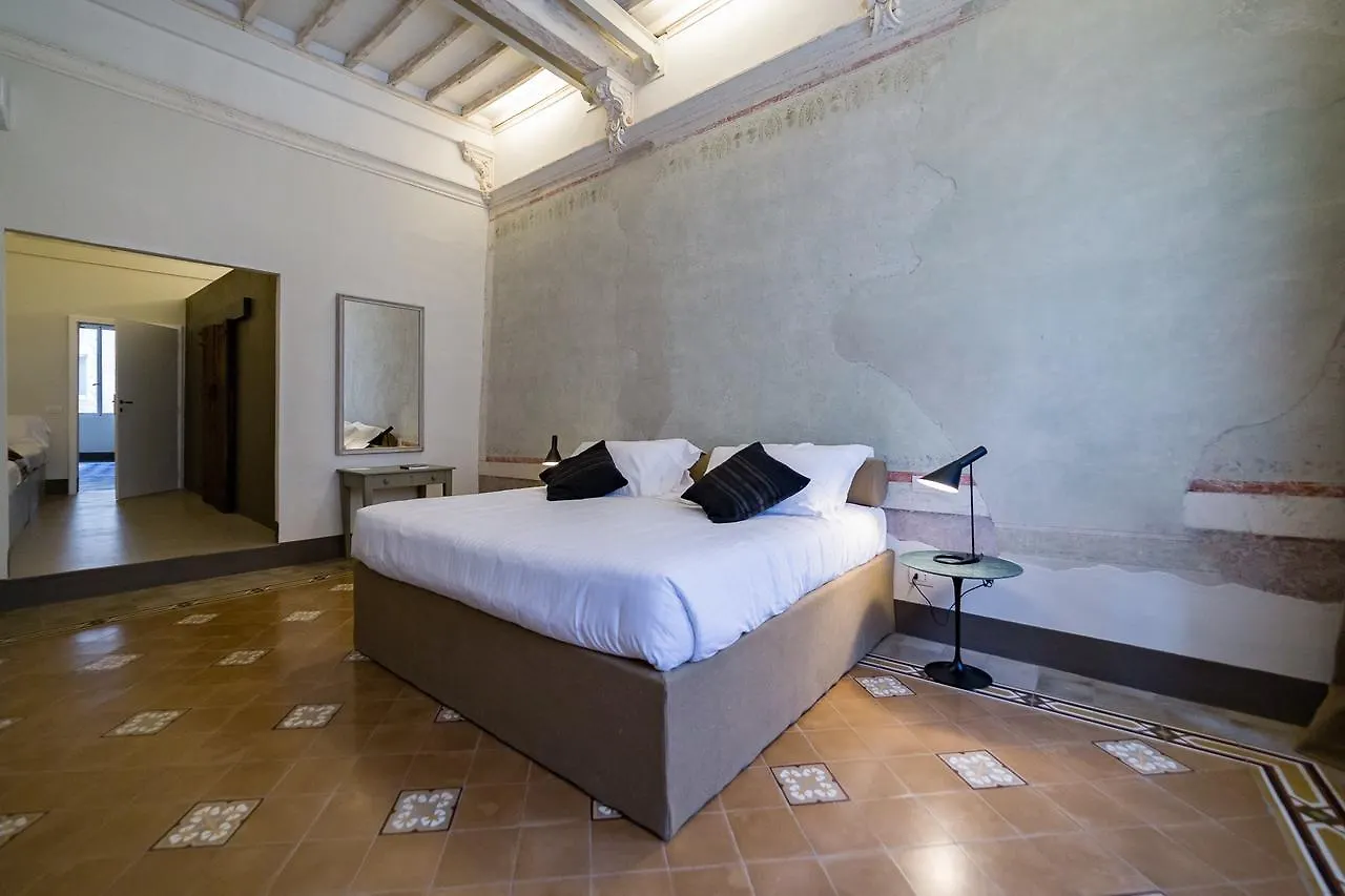 Casatorre Dei Leoni Dimora Storica Bed & Breakfast Siena