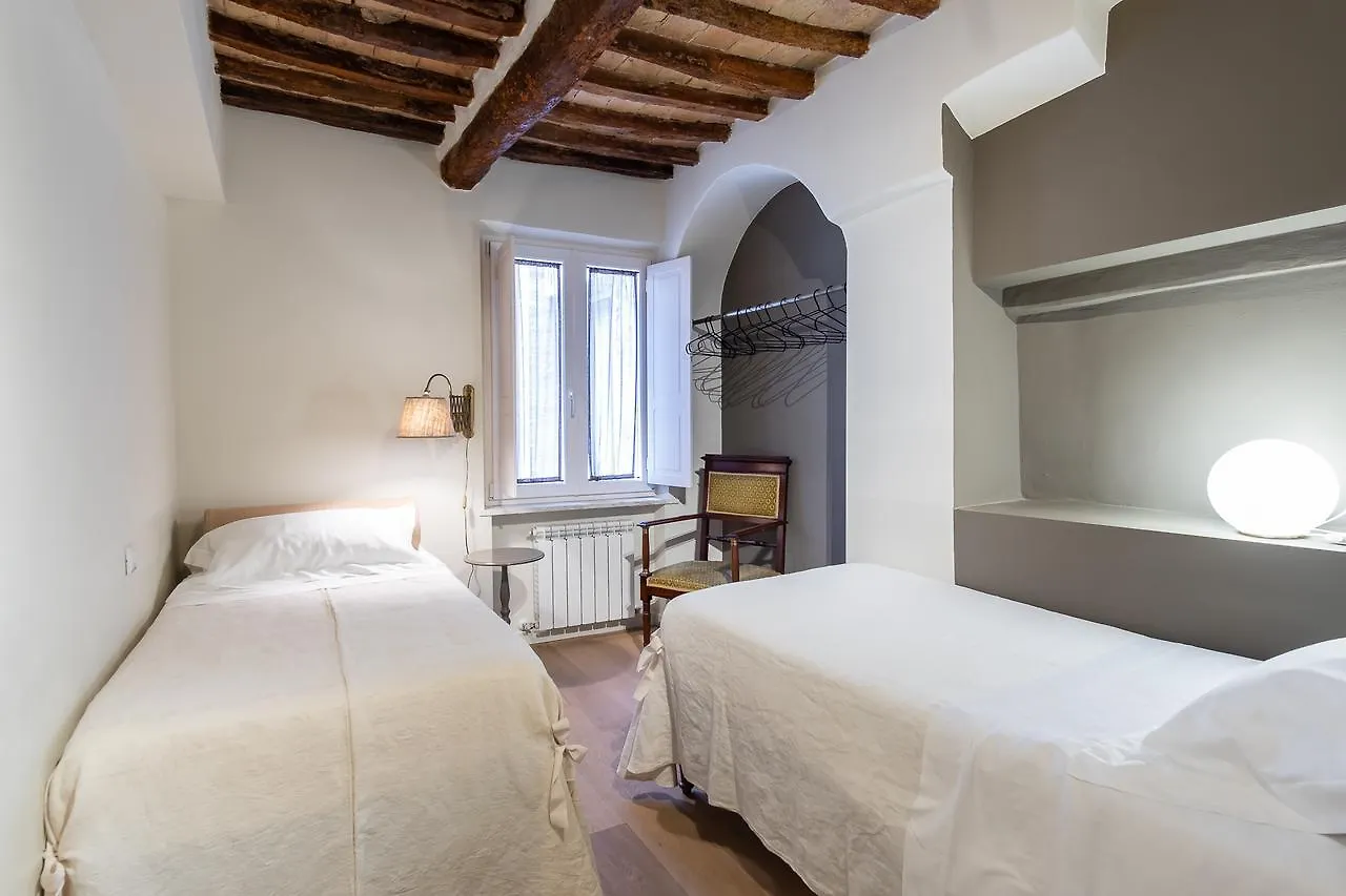 Casatorre Dei Leoni Dimora Storica Bed & Breakfast Siena